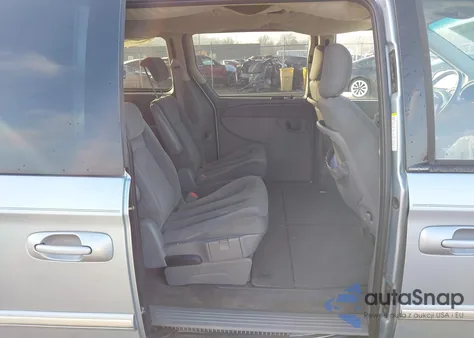 2005 Chrysler Town & Country Touring from USA, damaged, VIN 2C4GP54L15R530373